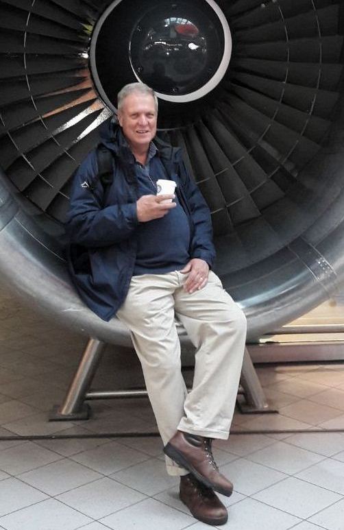 Dr Jos Viljoen